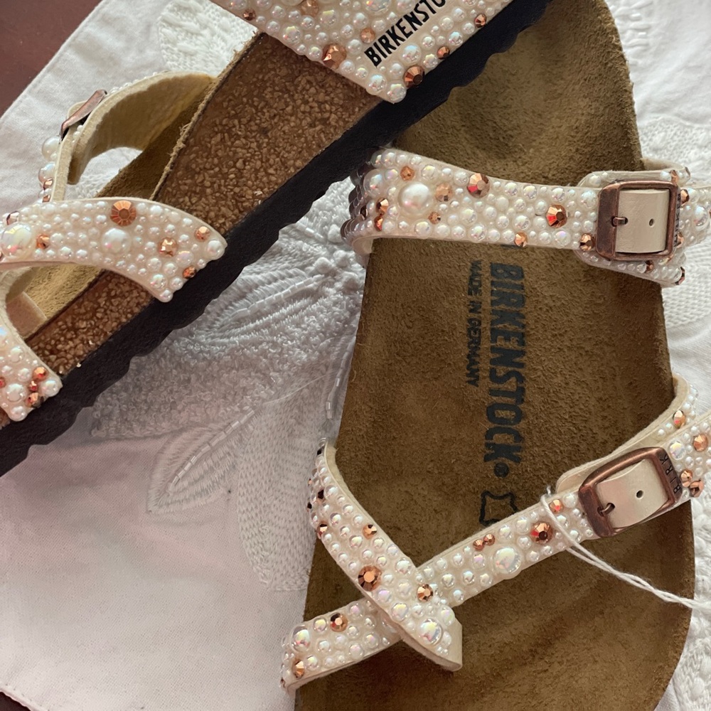 Birkenstock mayari bedazzled sandals NWT size 39